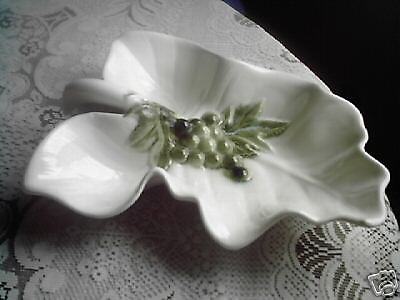 Large Hull Tokay/Tuscany Leaf Dish #19 14  Excellent  