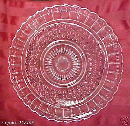 Beautiful Federal Glass 3 FOOTED CAKE PLATE  