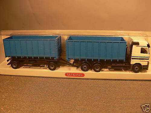 87 Wiking 672 /40 MB Actros Abrollkipper HZ blau