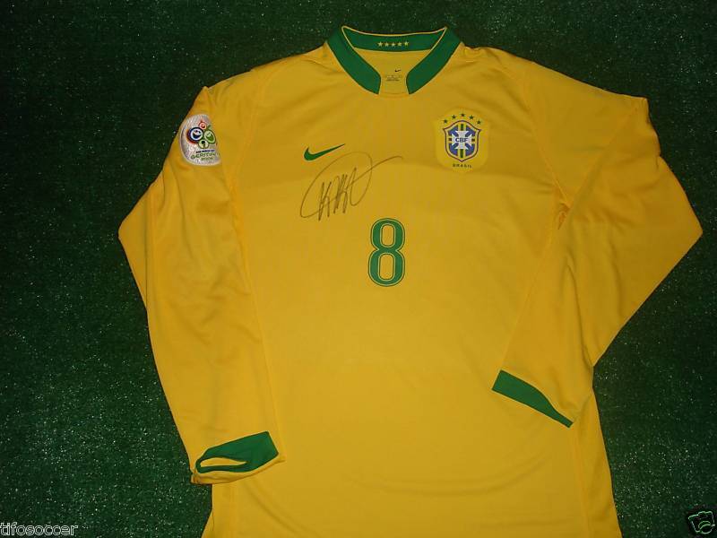 KAKA BRASIL WC 06 MATCH UNWORN SHIRT SIGNED L/S L  