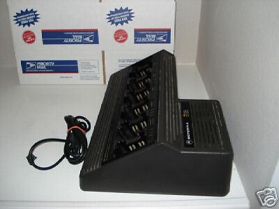 MOTOROLA 6 GANG RADIO CHARGER FOR HT750 HT1250 HT1550  