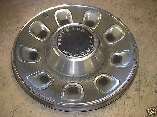 1969 69 Plymouth Barracuda Hubcap Wheel Cover 14 OEM  