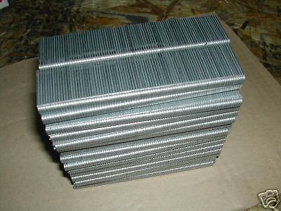 18 Gauge 1/4 Crown x 3/4 Length Galvanized Staples  